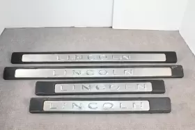 3W13-5413200-AC FORD Inside Door Plates Lincoln Town-car