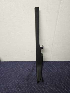 6R33-6302349-A FORD Left Lh Driver Kick Panel Mustang