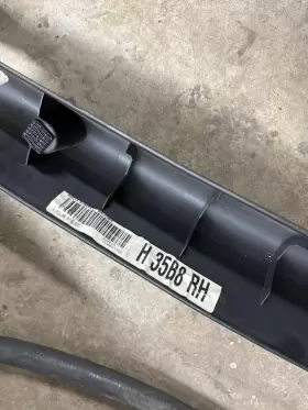 6R33-6303512-BA35B8 FORD Pillar Rh Mustang #3