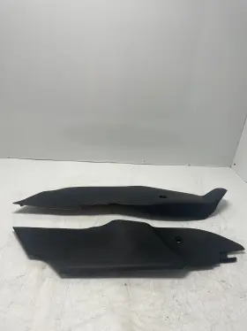 AE83-54046B27-A FORD Rh Lh Center Console Shield Minor Fiesta
