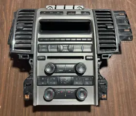 AG1T0-18A802-CB FORD Radio Cd Climate Control Bezel Plate