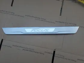 DM5J-5413242-AC FORD Front Door Sill Plate Focus