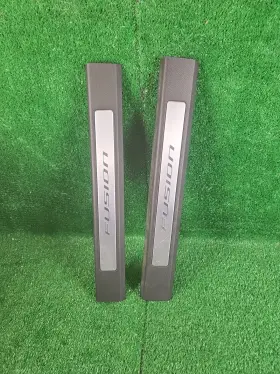 DS73F13200G FORD Front Left Right Door Sill Scuff Panels