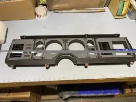 E4ZB-61045C90-DB FORD Dash Speedometer Gauge Cluster Bezel