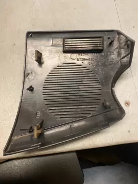 E7ZB-6104392-AWA FORD Right Dash Soeaker Grille Mustang #2