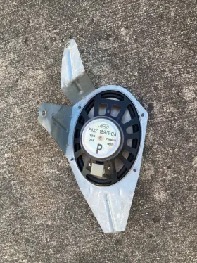 F4ZF-19A057-AC FORD Convertible Rh Rear Quarter Speaker #2