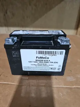 L1MT10655AB FORD Rear Seat Pro Power Inverter Battery F-150