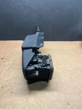 LB5T-18B955-EA FORD Console Radio Display Screen Air Vent #3