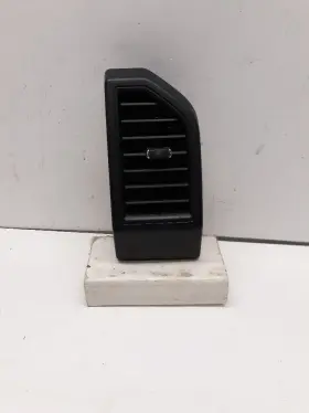 299.FD8621 FORD TRUCK Expediton Left Ac Vent Lhob