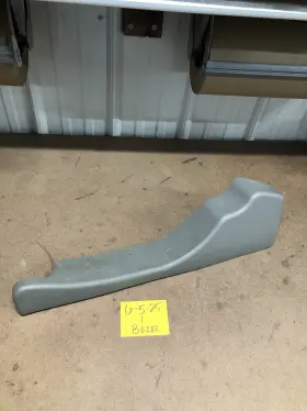 General Motors 15181086 2003-2006 Chevy Silverado Sierra Left Rear Side Seat Trim Panel Oem 92