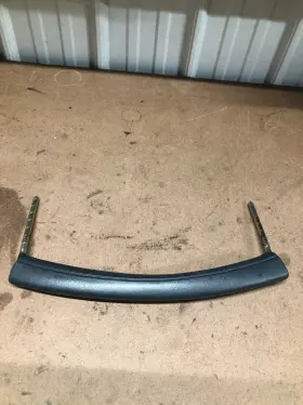 15197094 GENERAL MOTORS Passenger Dash Grab Handle Graphite