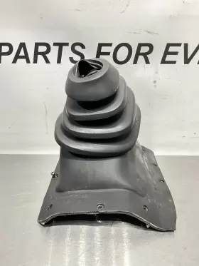 15718188 GENERAL MOTORS Manual Transmission Boot Rubber S10