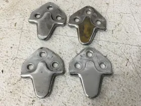 3932968 GENERAL MOTORS Top Male Latches Set Corvette