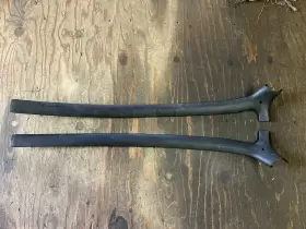 9666423 GENERAL MOTORS Headliner Molding Driver Passenger