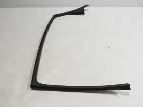 G708 GENESIS Rear Right Door Window Molding Frame Cover G80 #2