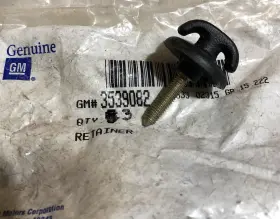 3539082 GENUINE GM Nos Rear Retainers Cargo Net
