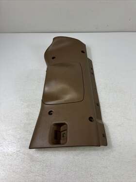 15189730 GM Steering Column Knee Bolster S-10 Chevrolet