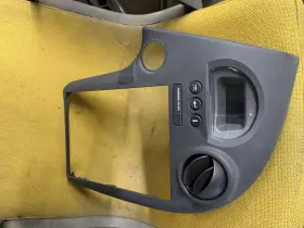 15823892 GM Dash Radio Bezel Screen Panel Pontiac Prix