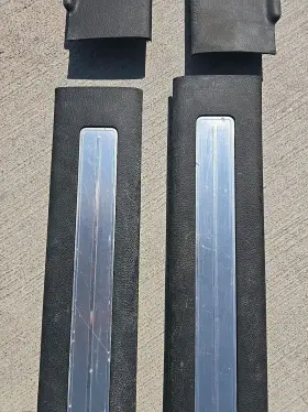 23114164 GM Interior Door Sill Plates Chevrolet Silverado #3