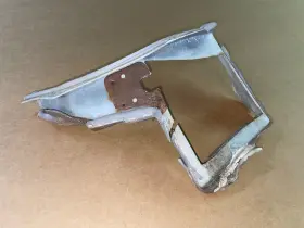 3976566 GM General Front Lower Valence Fender Bonding Strip