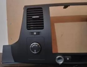 20935603 GM/GMC Center Dashboard Radio Bezel Usb 1500 Sierra #2