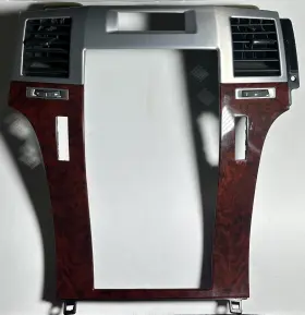 TKW1026447 GM Radio Bezel Center Dash Airvents Ctr Ruby