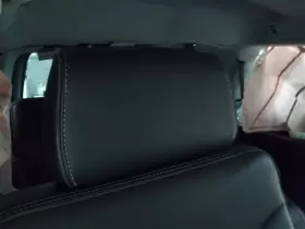 206.GM9F15 GMC Headrest Yukon