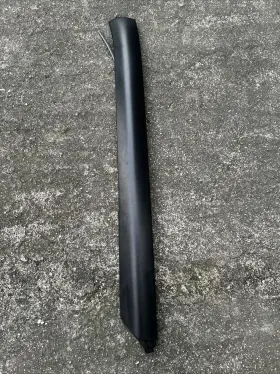 73152-SCV-A01 HONDA Passenger Windshield Pillar Molding Cover