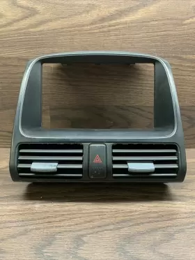 77250-S9AA-0130 HONDA Radio Bezel Center Dash Air Vents Light