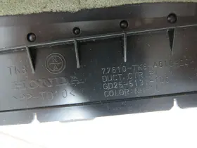 77610TK8A01020 HONDA Right Center Air Vent Odyssey #3