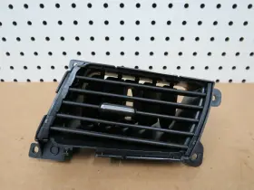 77610TK8A01020 HONDA Right Center Air Vent Odyssey