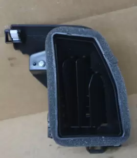 77615-THR HONDA Left Center Dashboard Air Vent Odyssey #2
