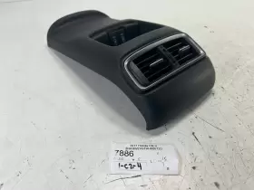 7886 HONDA Rear Center Console Ac Air Vent Panel Usb Port
