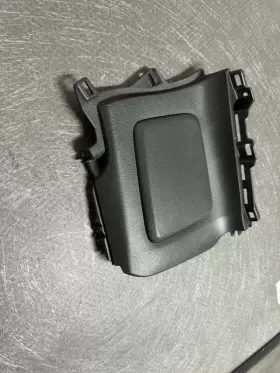 Honda LOT7 ITEM 21 Cr-v Lx 1.5L Dash Left Center Lower Trim #3