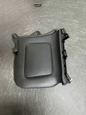 Honda LOT7 ITEM 21 Cr-v Lx 1.5L Dash Left Center Lower Trim
