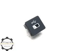 V211227 HONDA Center Console Usb Adapter Charging Port Cover