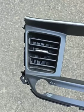 84741-F3AF0 HYUNDAI Center Dash Radio Bezel Elantra #3