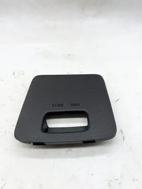 84750-3V230 HYUNDAI Interior Dash Fuse Box Cover Fusebox #3