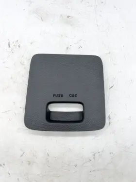 84750-3V230 HYUNDAI Interior Dash Fuse Box Cover Fusebox