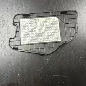 84768-3K500 HYUNDAI Dashboard Fuse Box Panel Cover Sonata #2