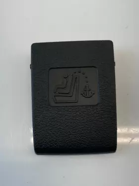 85612-3X000 HYUNDAI Rear Seat Belt Anchor Child Plate Cover #2