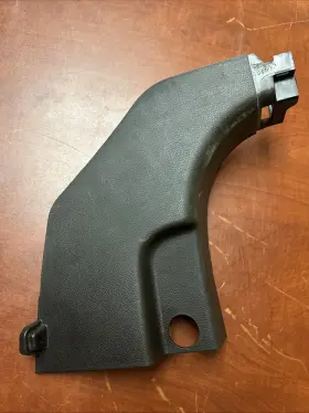858272W000 HYUNDAI Sport Front Left Lower Cover Panel