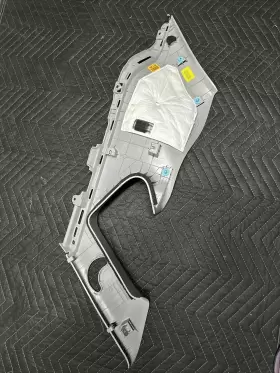 85860-D3000 HYUNDAI Rear Right Pillar Upper Cover Panel #2
