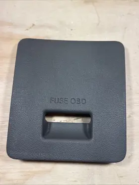91941-3X622 HYUNDAI Dash Obd Fuse Box Cover Panel Elantra