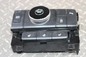 93300S8BM0 HYUNDAI Palisade Console Heated Seat Drive Control