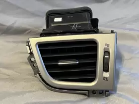 97490-3Y000 HYUNDAI Dash Air Vent Driver Passenger Set #2