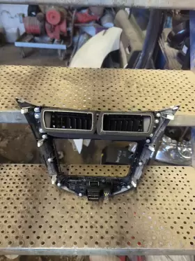 CF2191-84740-1R200 HYUNDAI Dash Air Vents Climate Radio Bezel #2