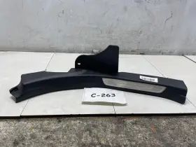 D120405-0097 HYUNDAI Rear Right Passenger Inner Door Sill