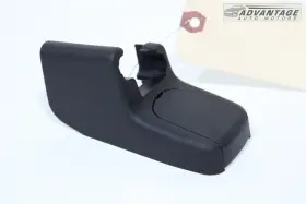 L0581739 HYUNDAI Front Right Seat Bolt Cover