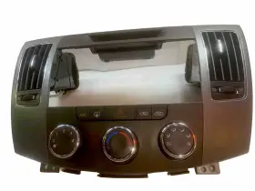 84740-3K635 HYUNDAI SONATA Center Dash Bezel Air Vents